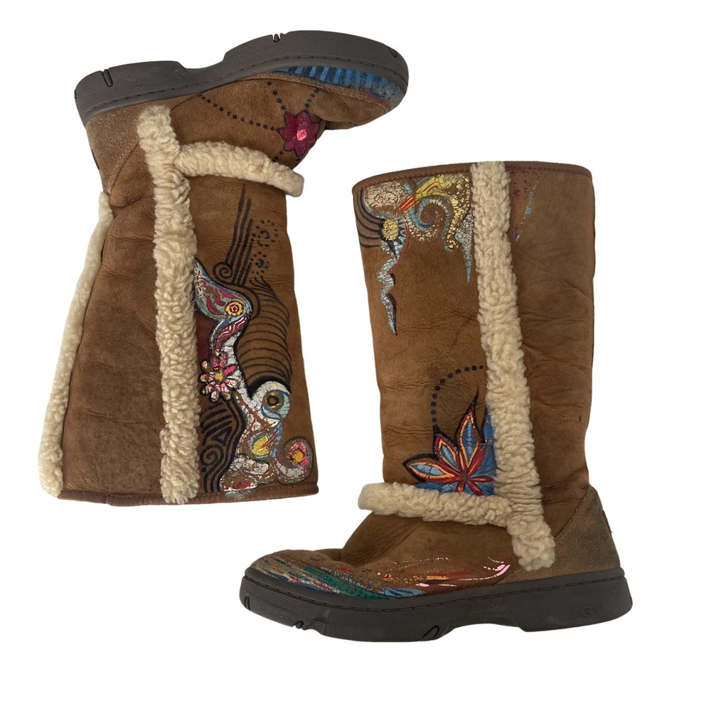 UGG Australia Painted Leather Winter Boots w/Sheepskin Fur. Size 7